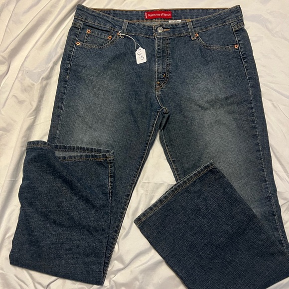 EUC Levi’s denim jeans. Size 15. - Picture 2 of 7